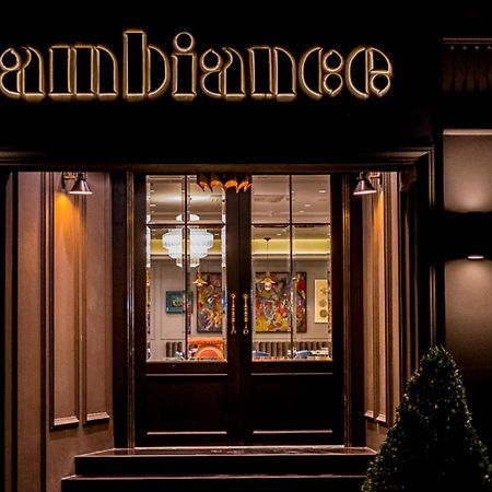 Ambiance Boutique Art Hotel Lahore Eksteriør billede Entrance to the restaurant