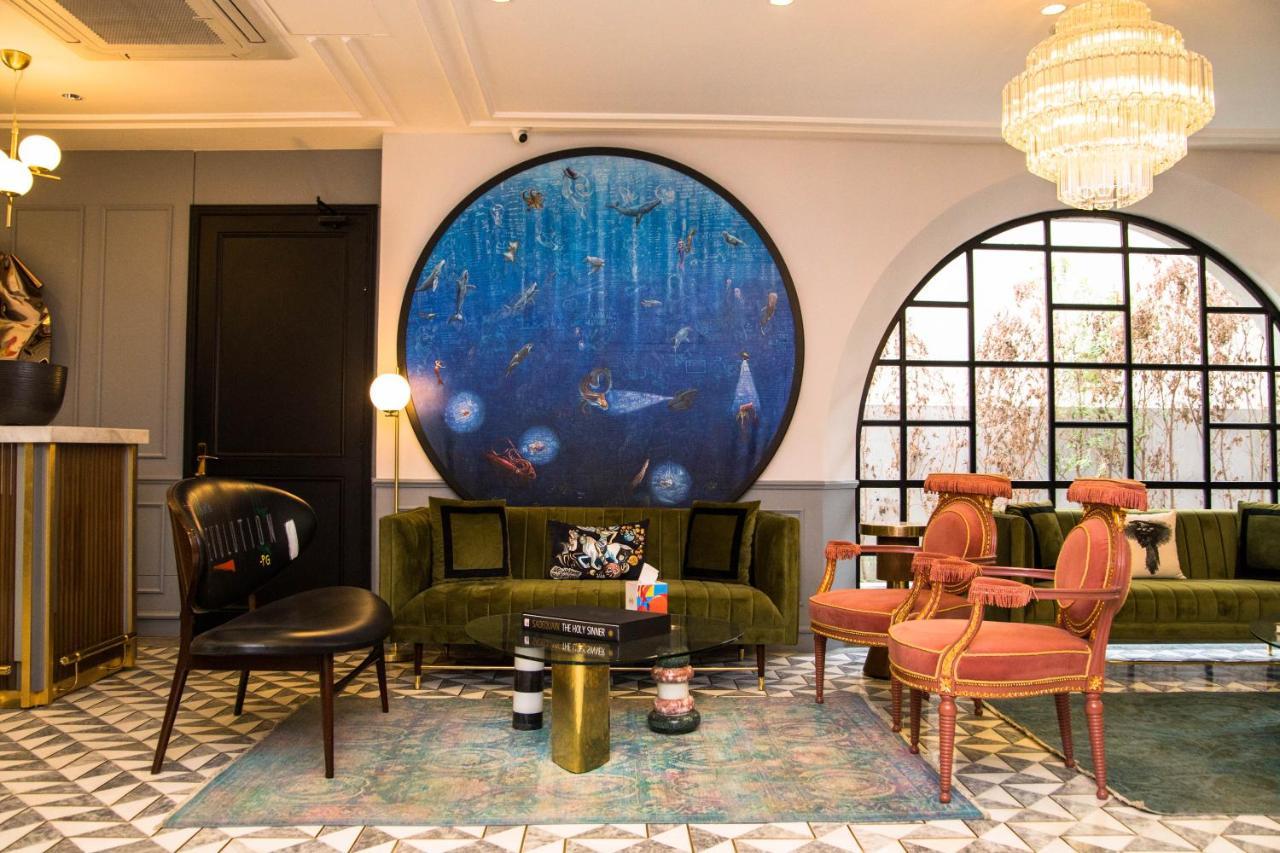 Ambiance Boutique Art Hotel Lahore Eksteriør billede The lobby of the hotel