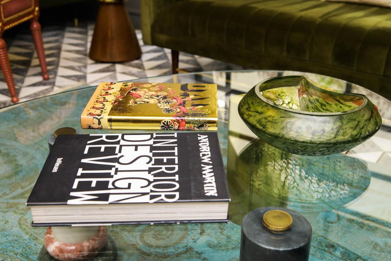 Ambiance Boutique Art Hotel Lahore Eksteriør billede Interior design by Mark Rothwell